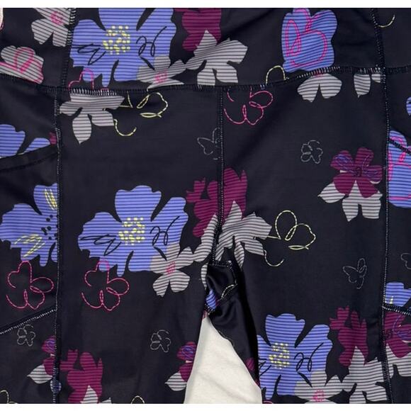 Pro Player Large Womens Wicking Polyester Athletic Floral Leggings Capri Length - Picture 3 of 6